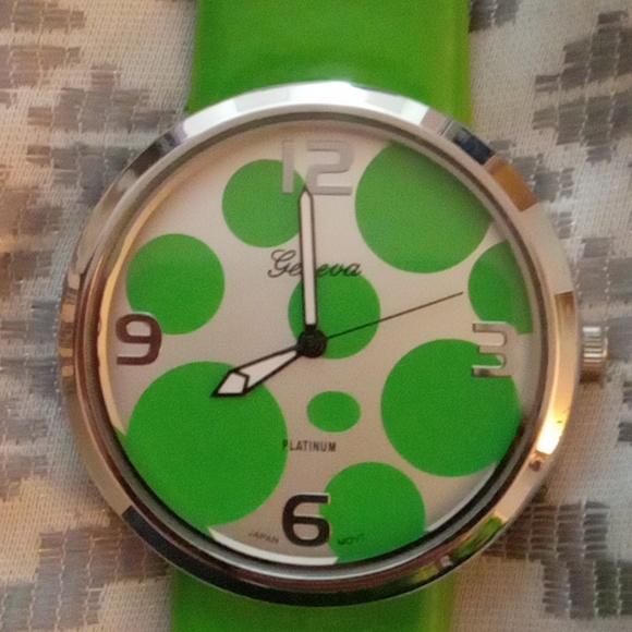 Geneva Accessories - Geneva Bold Statement Watch